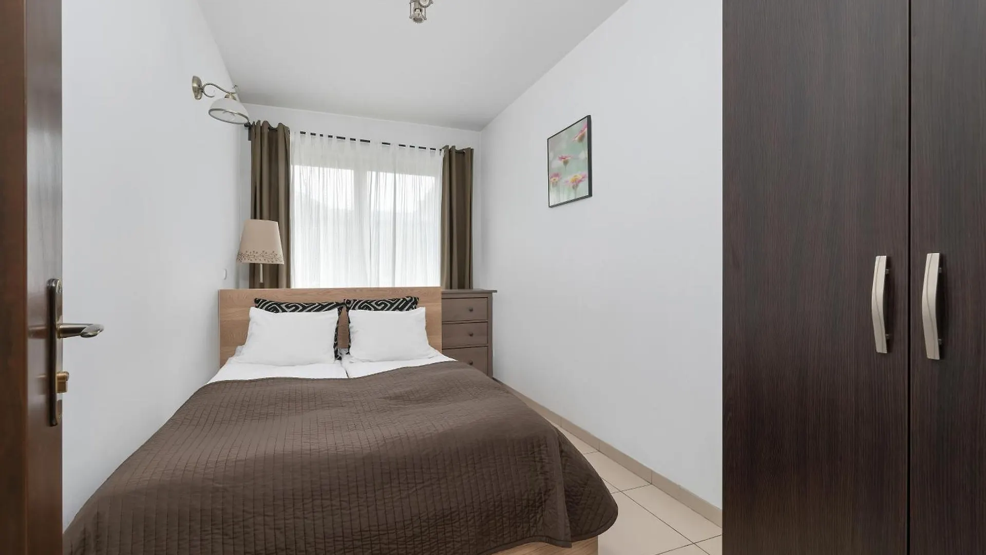 Przestronne Apartamenty W Zakopanem Z Trzema Sypialniami I Parkingiem By Noclegi Renters Zakopane