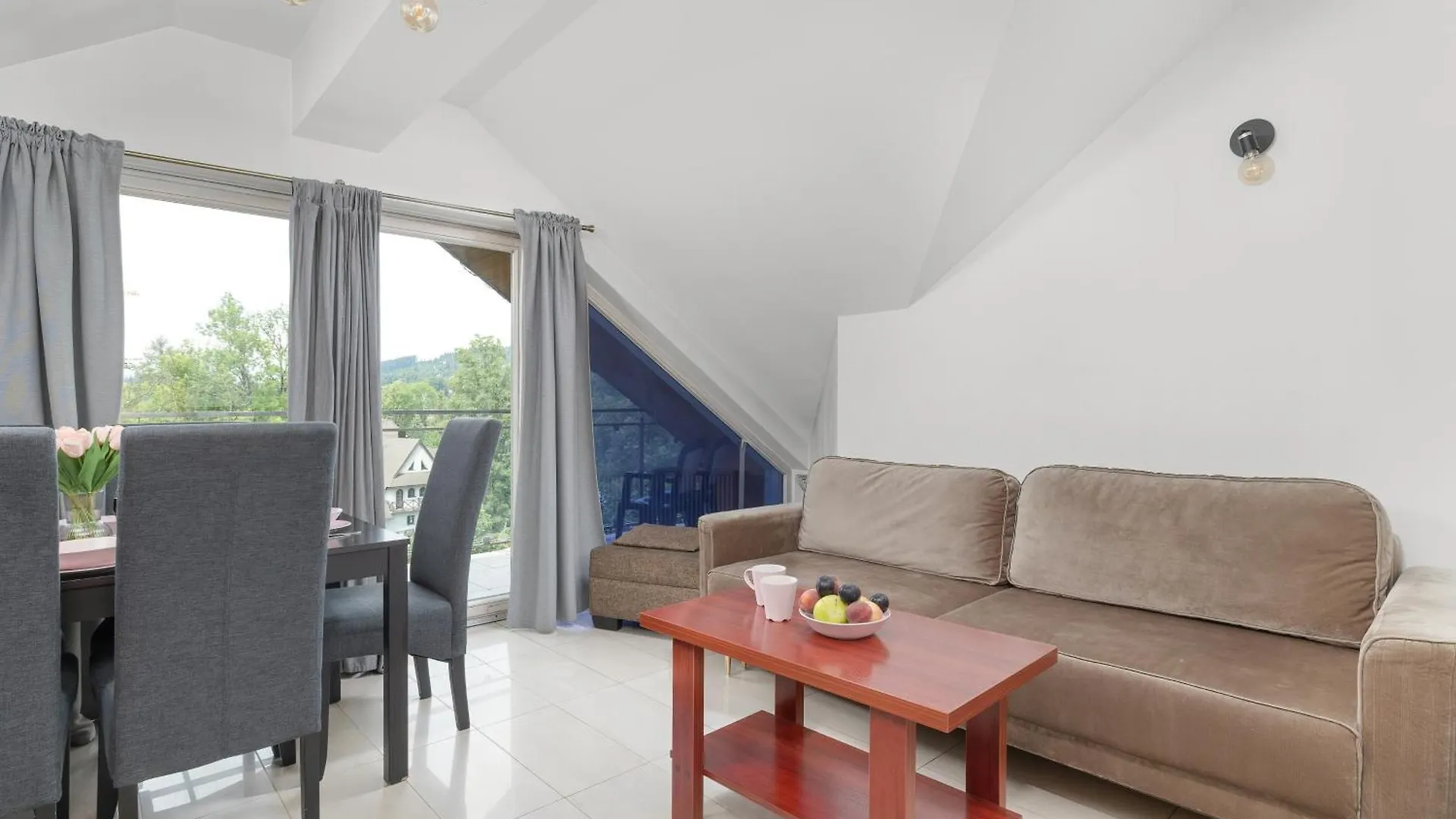 Przestronne Apartamenty W Zakopanem Z Trzema Sypialniami I Parkingiem By Noclegi Renters Polska