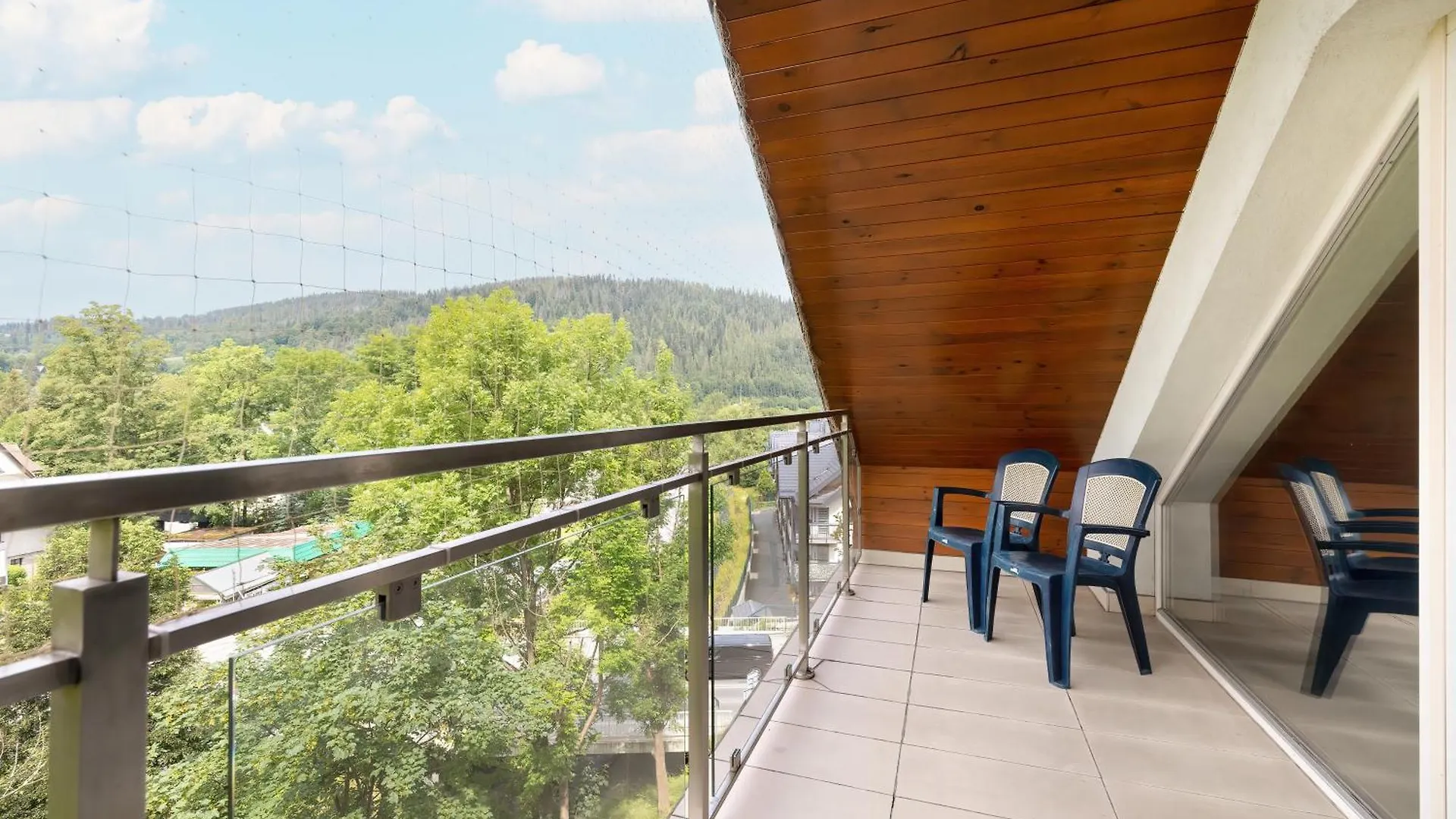 Przestronne Apartamenty W Zakopanem Z Trzema Sypialniami I Parkingiem By Noclegi Renters Zakopane