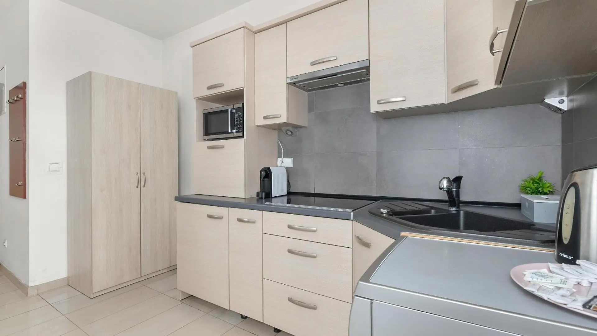 Przestronne Apartamenty W Zakopanem Z Trzema Sypialniami I Parkingiem By Noclegi Renters
